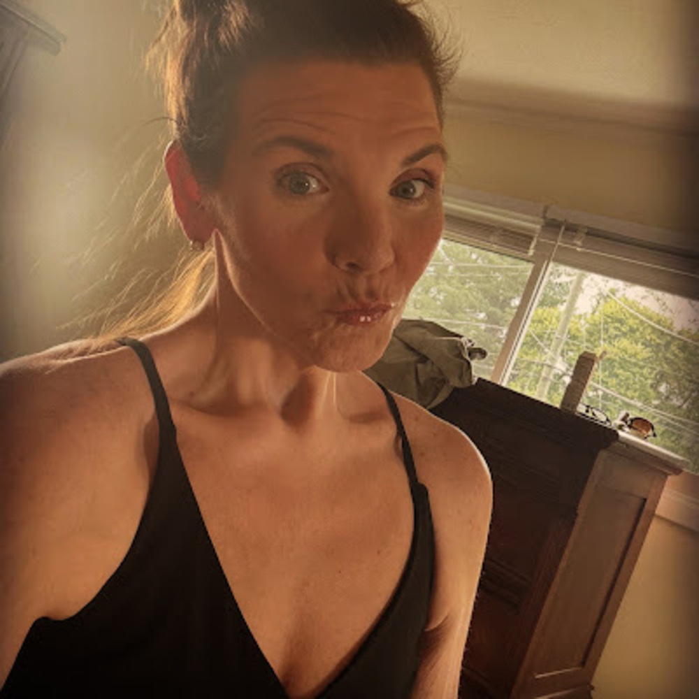 Meet your Posher, Whitney